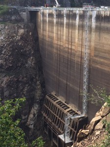 Tour escalier barrage EDF